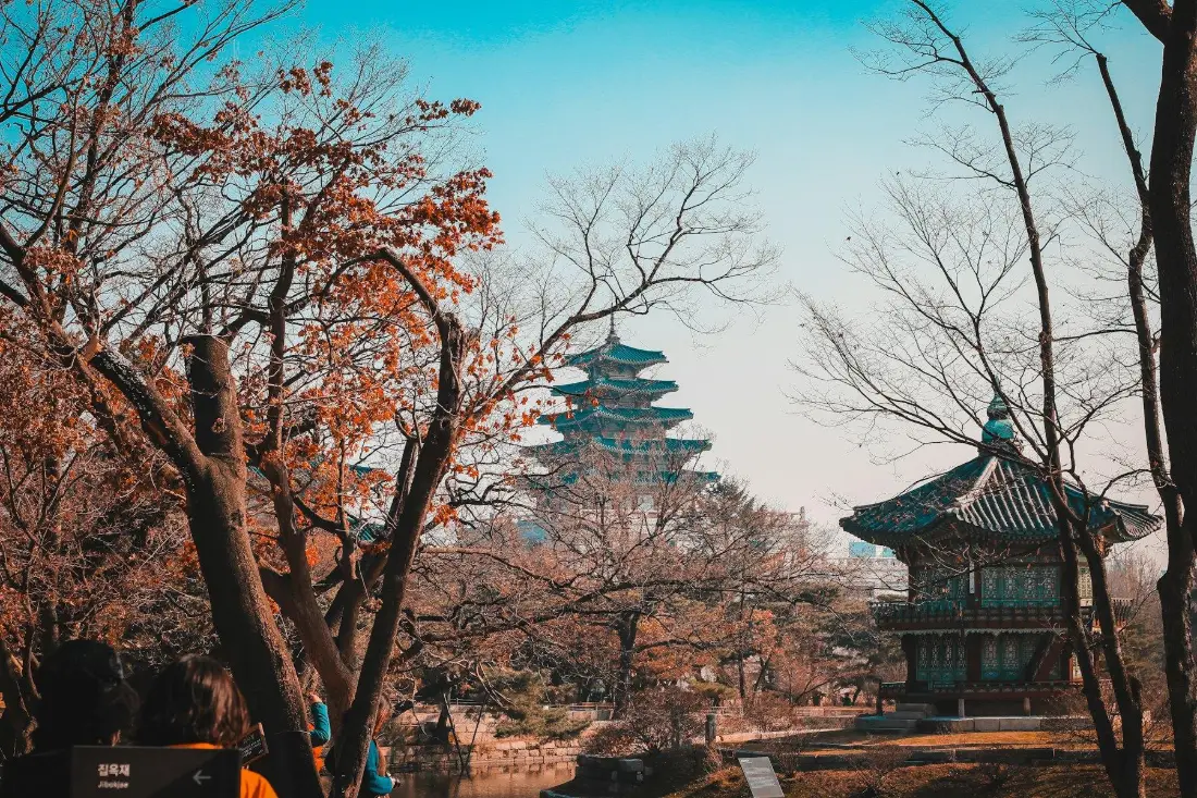 Palaces and K-pop, street food and island sunsets.